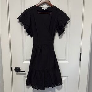 Maette Women’s V-Neck Eyelet Short Sleeves and Eyelet Bottom Black Wrap Dress XS